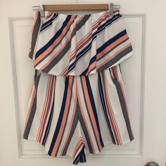 Other - Cute romper, size M